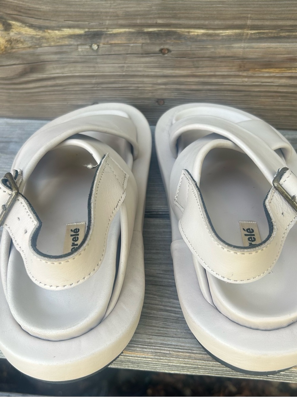 Kkerelé Tira Beige Leather Sandal - Picture 2 of 7